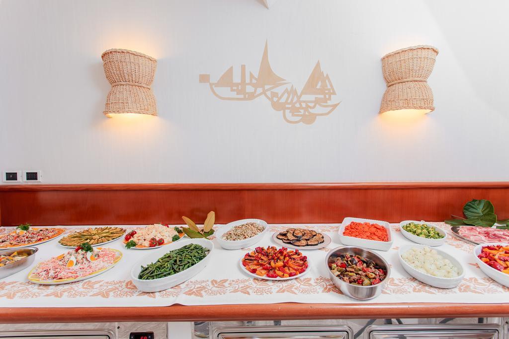 Hotel Garden Μπελάρια-Ιτζέα Μαρίνα Εξωτερικό φωτογραφία