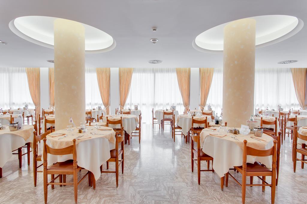 Hotel Garden Μπελάρια-Ιτζέα Μαρίνα Εξωτερικό φωτογραφία